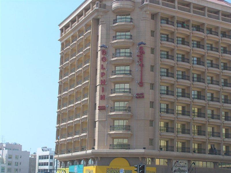 Dolphin Hotel Apartments Дубай Экстерьер фото